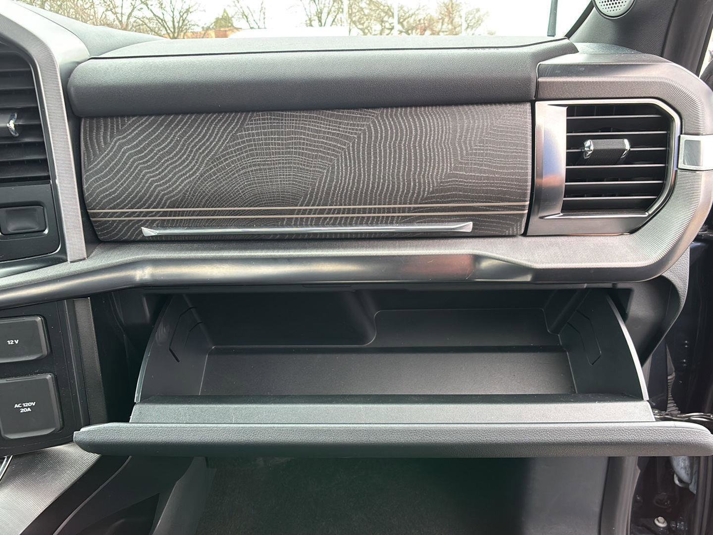 Used 2022 Ford F150 Platinum w/ Equipment Group 701A High image 24