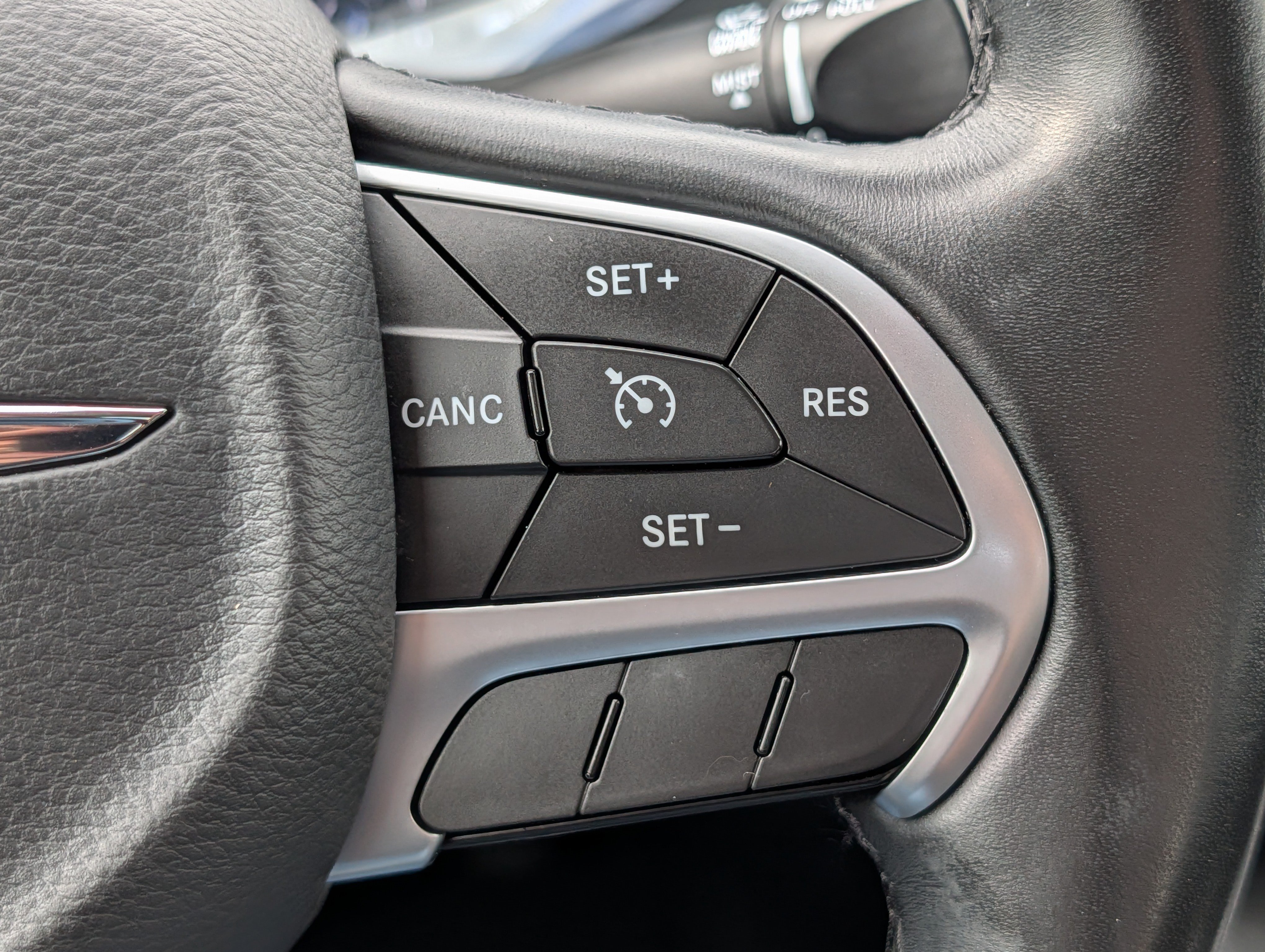 Used 2017 Chrysler 200 LX FWD image 29