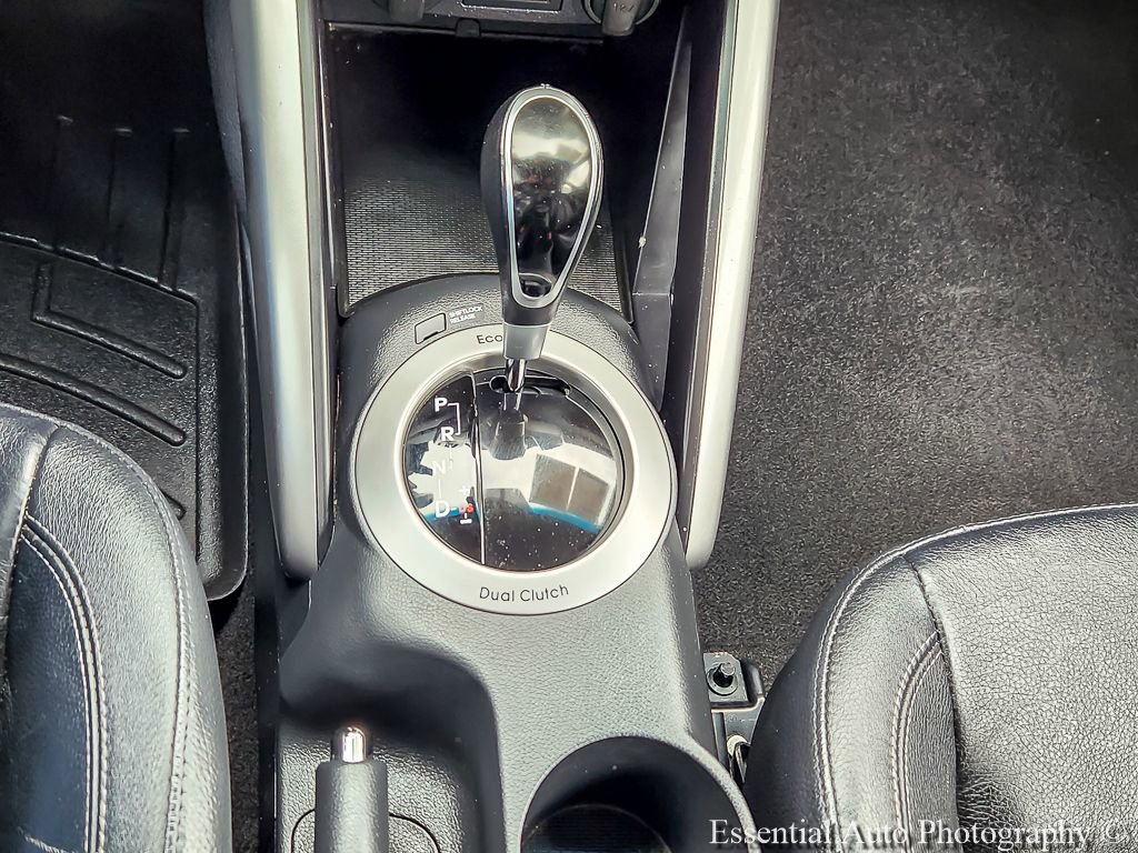 Used 2014 Hyundai Veloster RE:FLEX Edition FWD image 14
