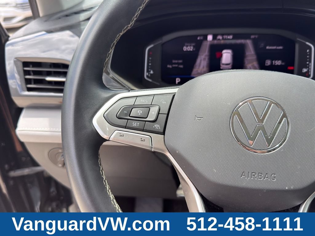 Used 2022 Volkswagen Taos SEL w/ Panoramic Sunroof Package FWD image 19