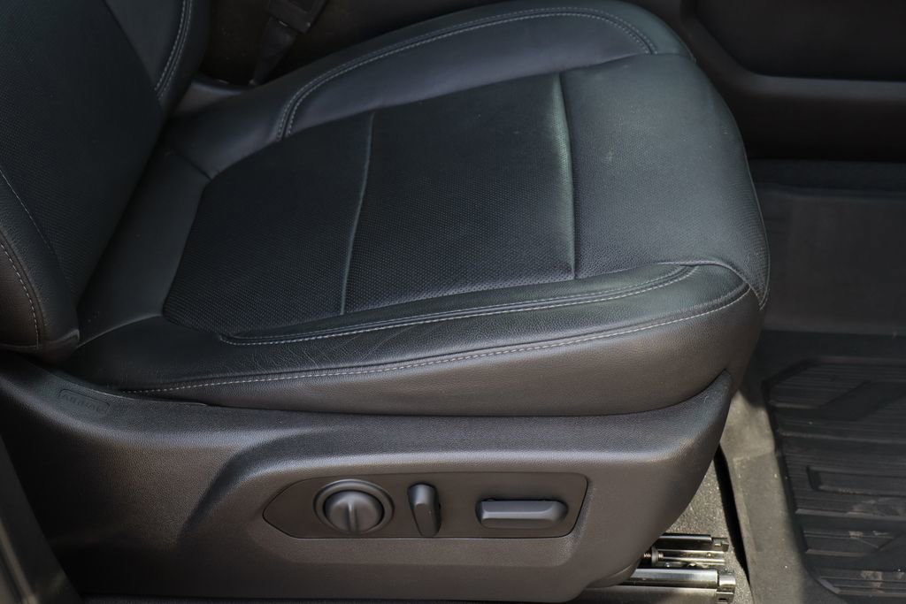 Used 2019 GMC Sierra 1500 SLT w/ SLT Premium Package image 29