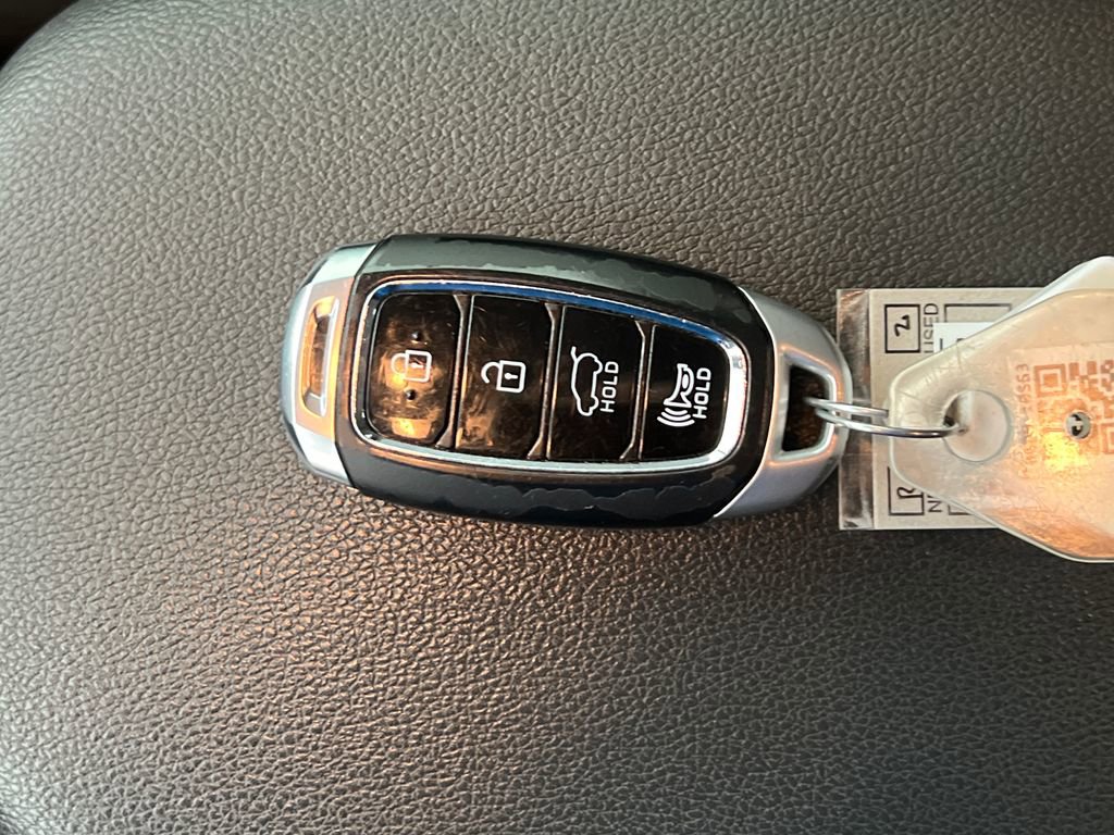 Used 2021 Hyundai Kona SEL w/ Winter Weather Package image 29