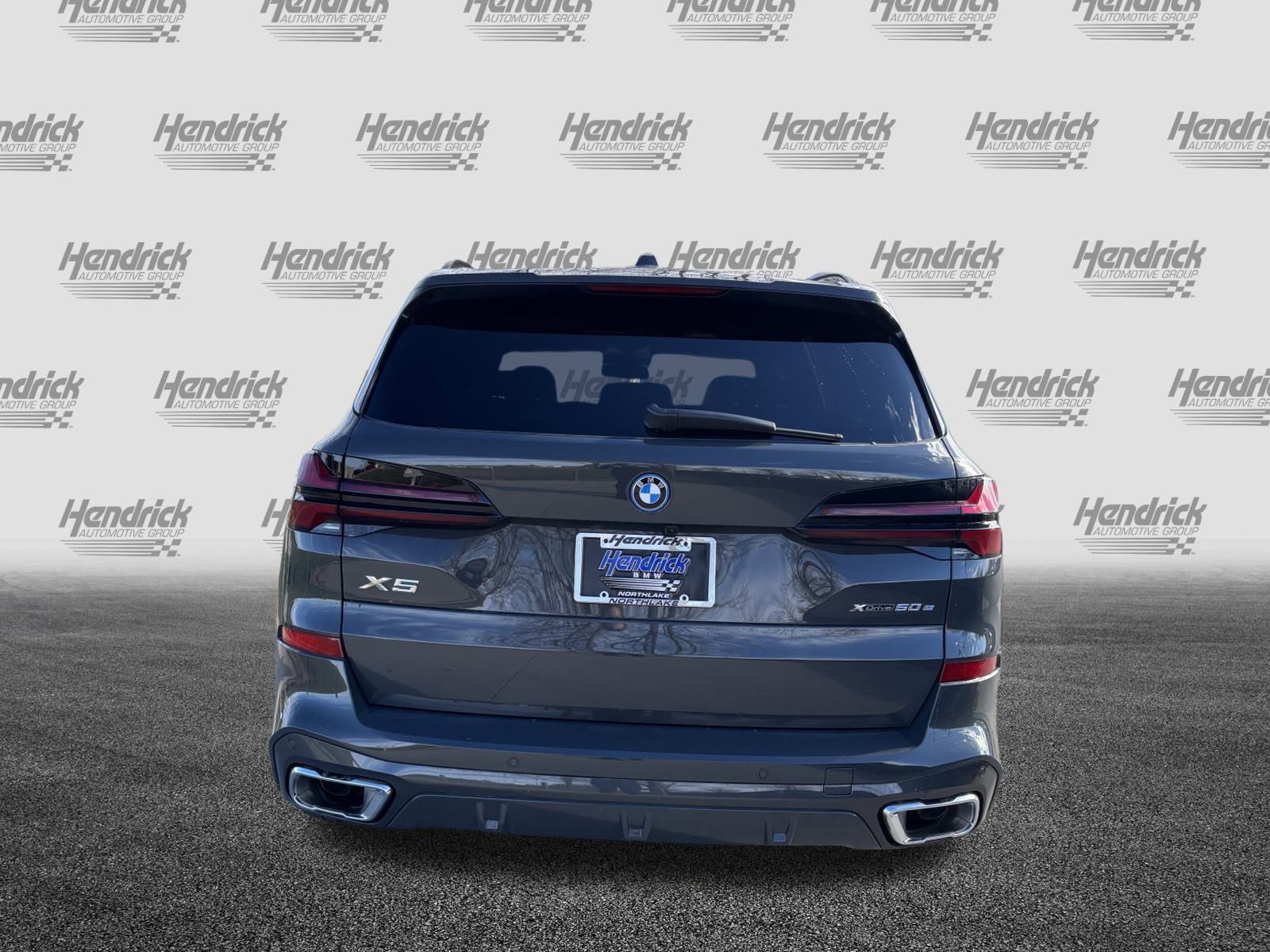 Used 2026 BMW X5 xDrive50e w/ M Sport Package image 8