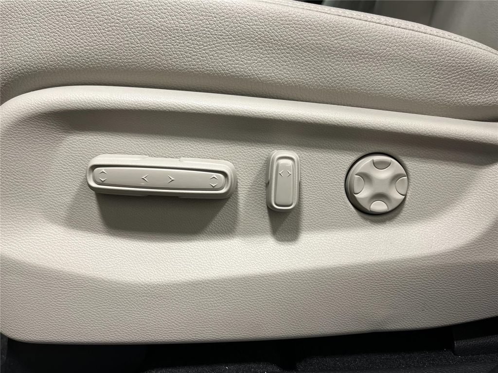 New 2026 Honda Odyssey EX-L image 13