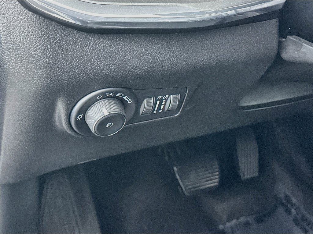 Certified 2022 Jeep Compass Limited AWD/4WD image 17