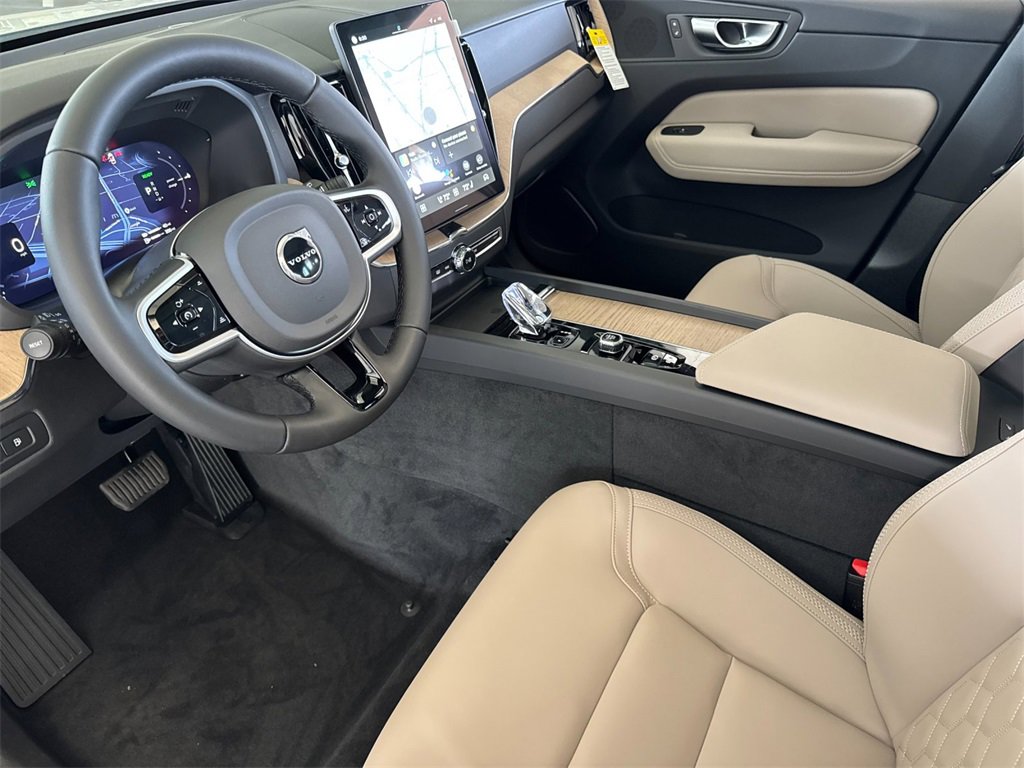 New 2026 Volvo XC60 T8 Plus w/ Protection Package Premier image 9
