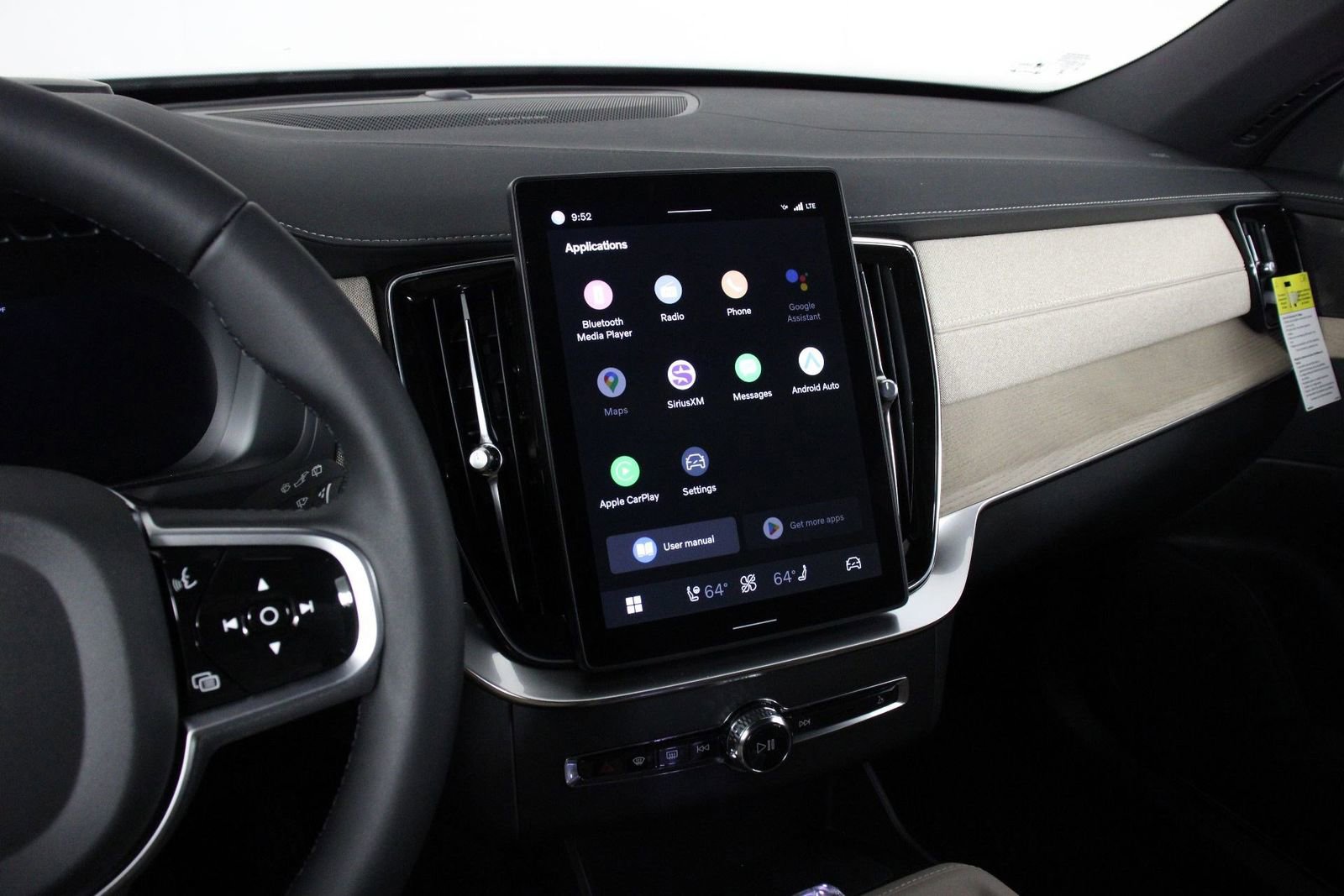 New 2026 Volvo XC90 B6 Ultra w/ Protection Package image 6