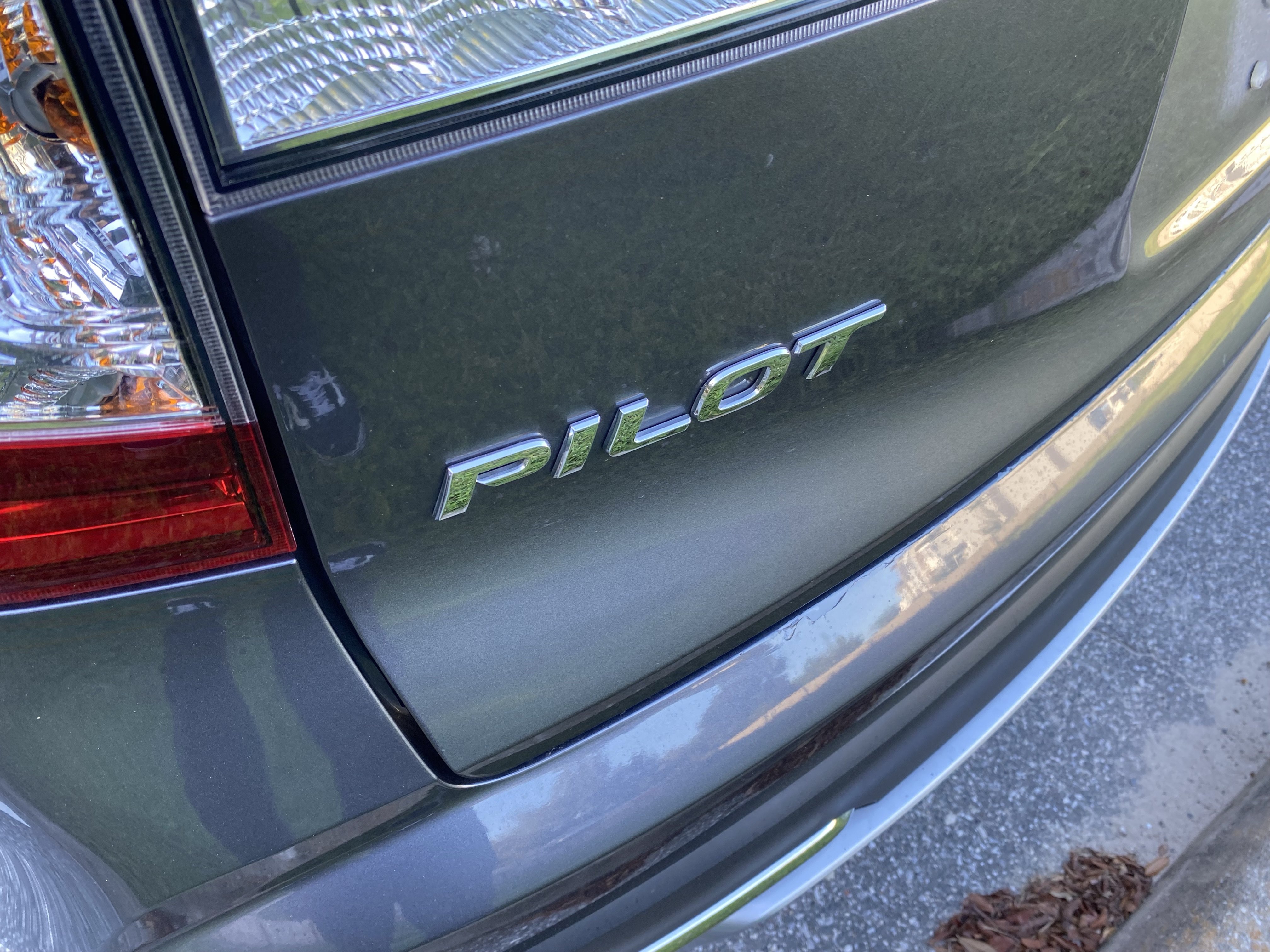 Used 2022 Honda Pilot Touring image 12