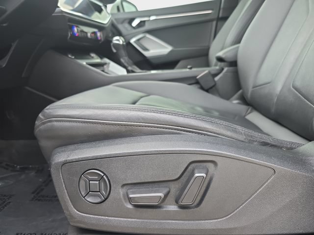 Used 2021 Audi Q3 2.0T Premium w/ Convenience Package AWD/4WD image 31
