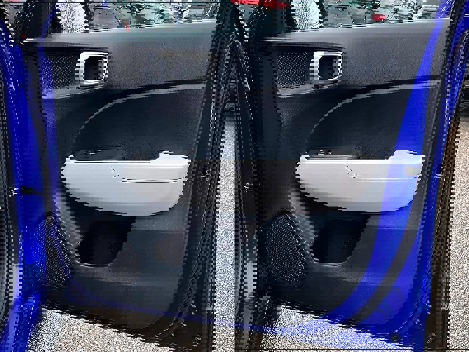 Used 2023 Hyundai Venue SEL image 12