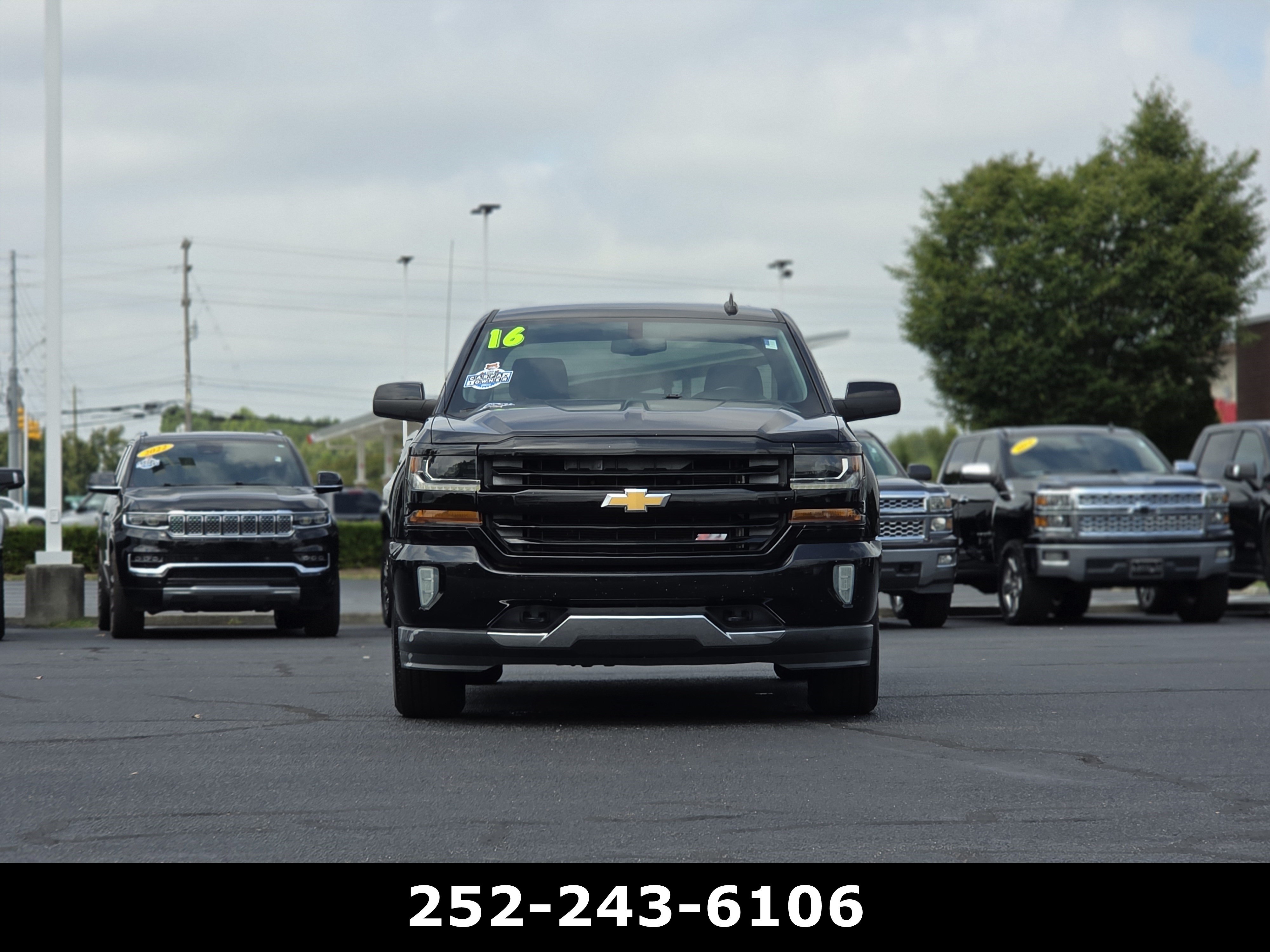 Used 2016 Chevrolet Silverado 1500 LT w/ All Star Edition AWD/4WD image 2