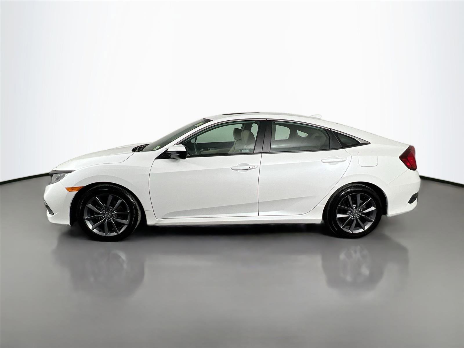 Used 2020 Honda Civic EX-L image 3