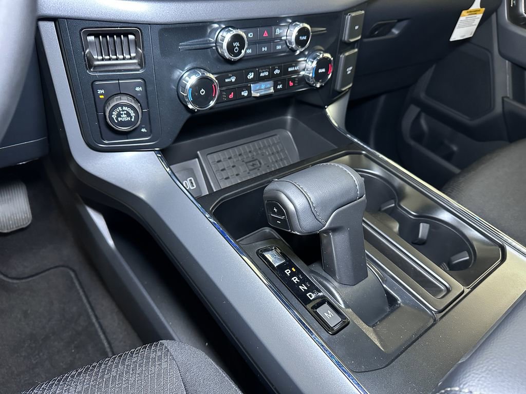 New 2025 Ford F150 XLT w/ Equipment Group 302A MID image 33