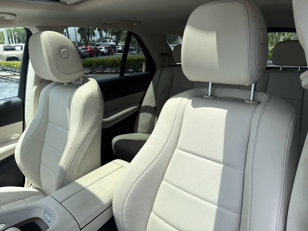 Used 2021 Mercedes-Benz GLE 350 image 19