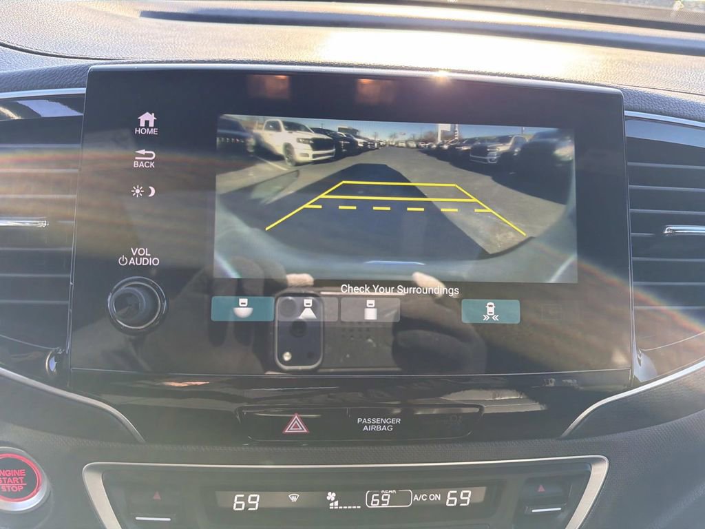 Used 2023 Honda Passport TrailSport image 33