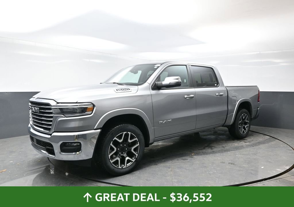 Used 2025 RAM 1500 Laramie AWD/4WD image 11