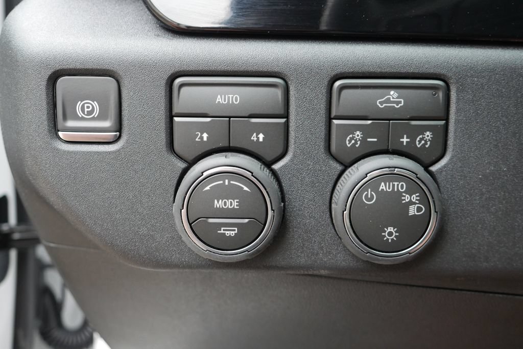 New 2026 Chevrolet Silverado 1500 LT AWD/4WD image 30