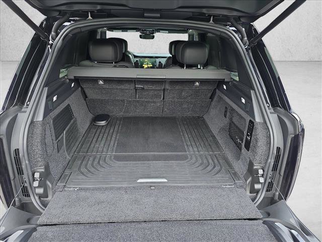 Used 2024 Land Rover Range Rover Autobiography image 12