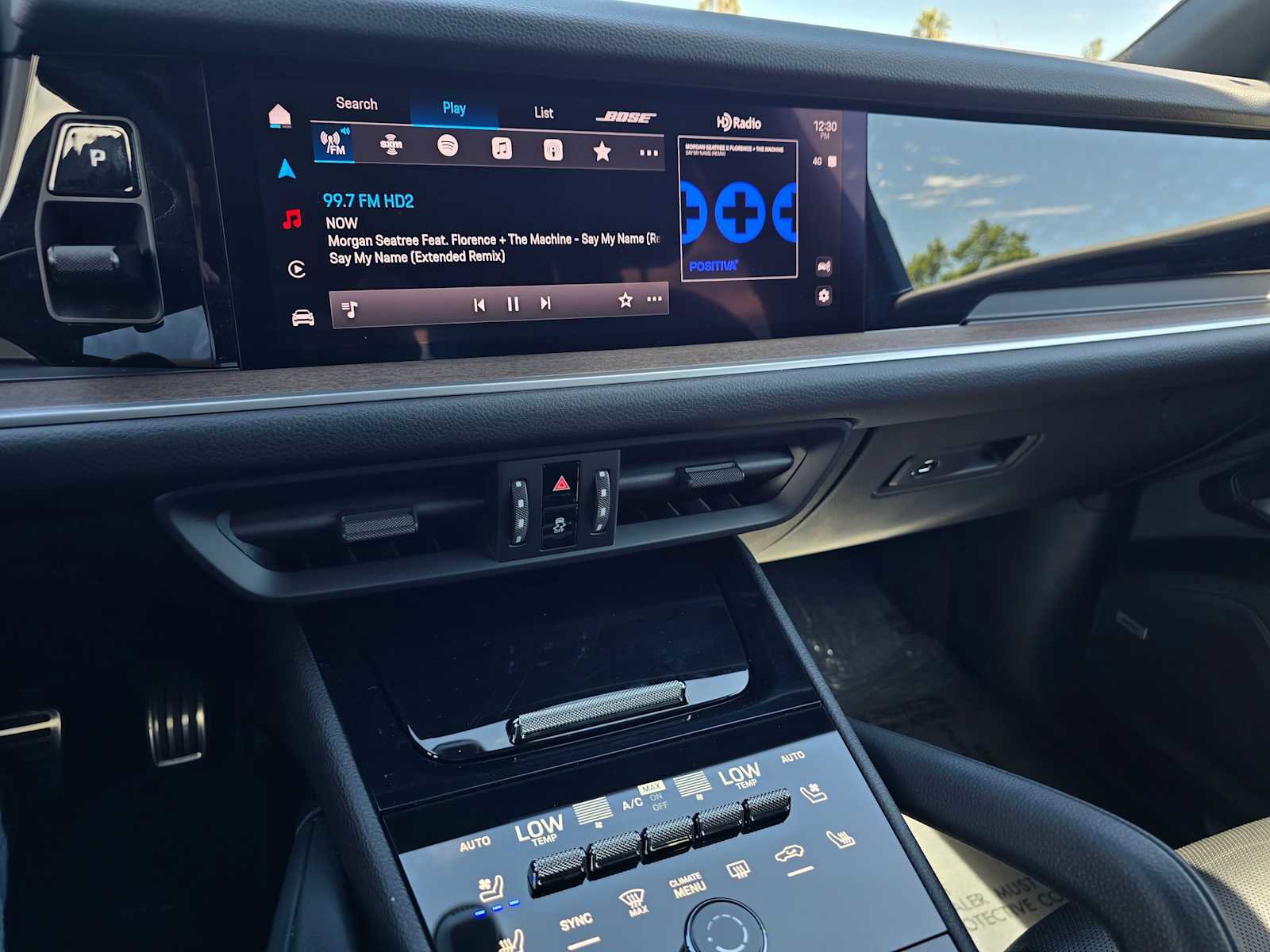 Used 2024 Porsche Cayenne S AWD/4WD image 31