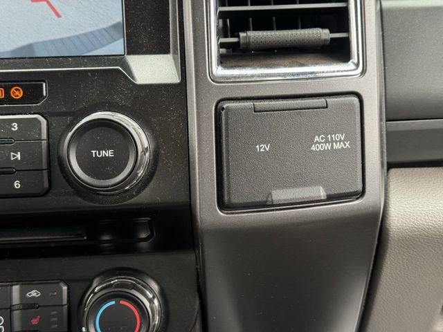 Certified 2017 Ford F250 XLT w/ XLT Premium Package AWD/4WD image 19