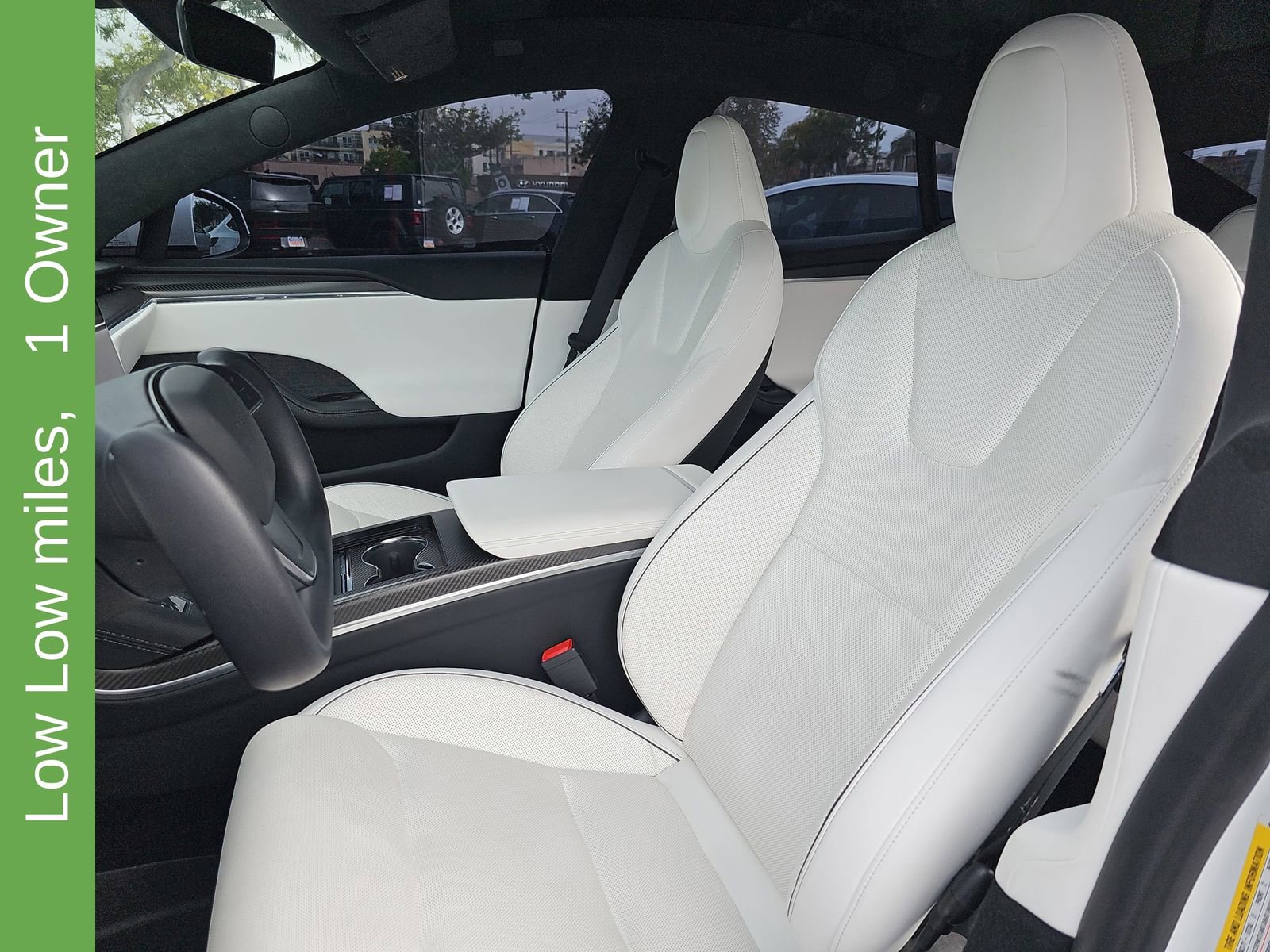 Used 2022 Tesla Model S Plaid image 15