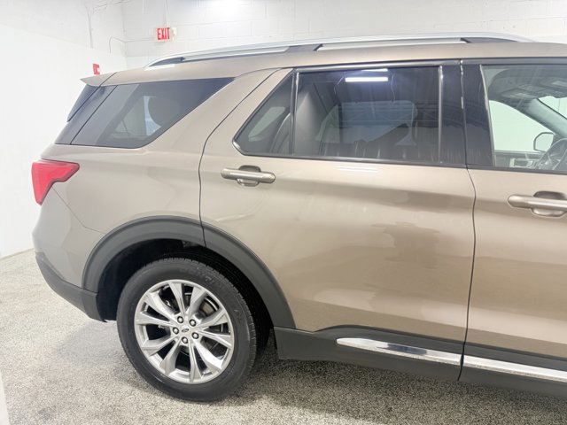 Used 2021 Ford Explorer Limited w/ Equipment Group 301A AWD/4WD image 8
