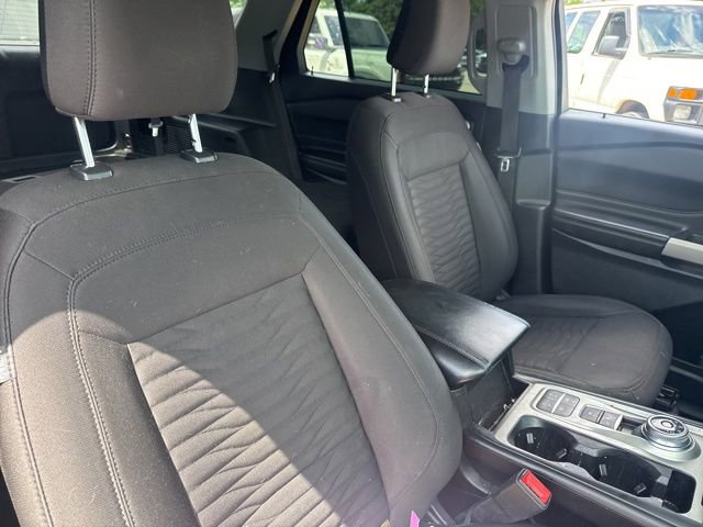 Used 2021 Ford Explorer XLT RWD image 17