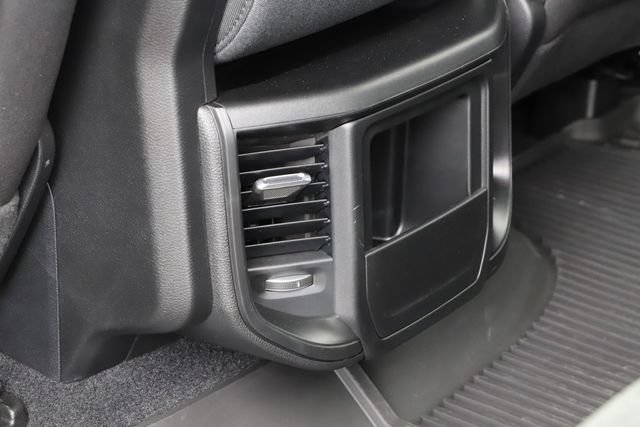 Used 2025 RAM 1500 Warlock AWD/4WD image 19