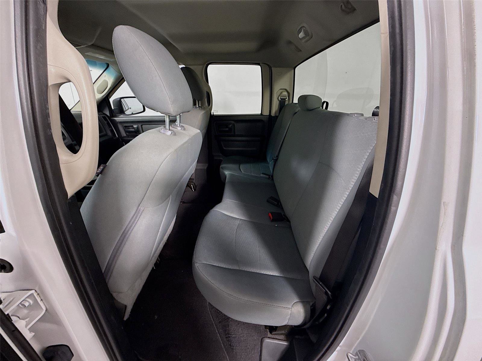 Used 2018 RAM 1500 Express RWD image 13