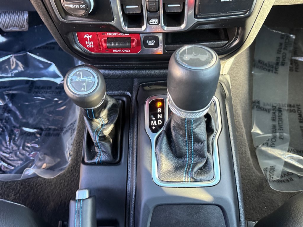 Used 2023 Jeep Wrangler Unlimited Rubicon 4xe w/ Cold Weather Group AWD/4WD image 20