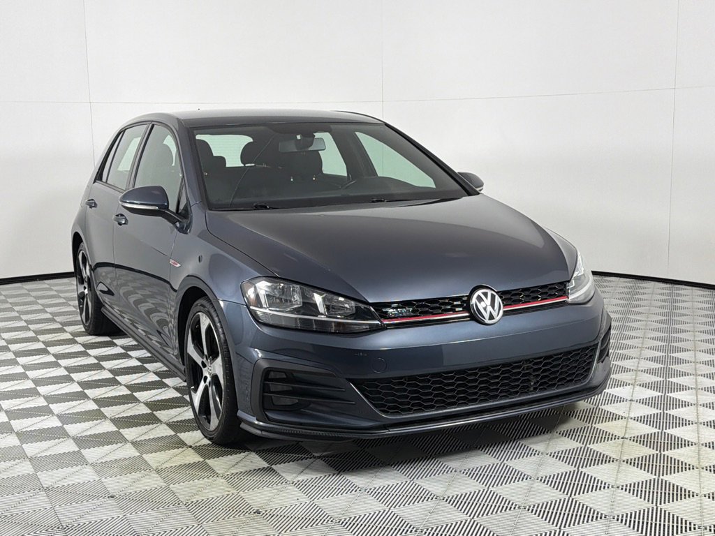 Used 2018 Volkswagen GTI S FWD image 3