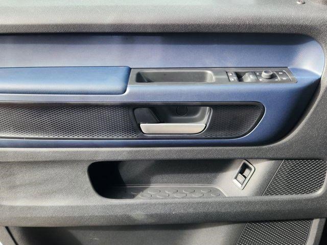 New 2025 Volkswagen ID. Buzz Pro S image 10