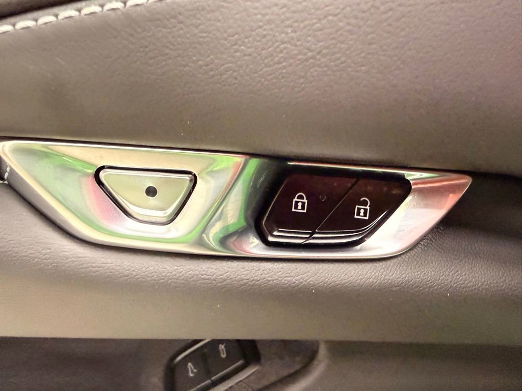 New 2026 Chevrolet Corvette Z06 w/ Battery Protection Package image 25