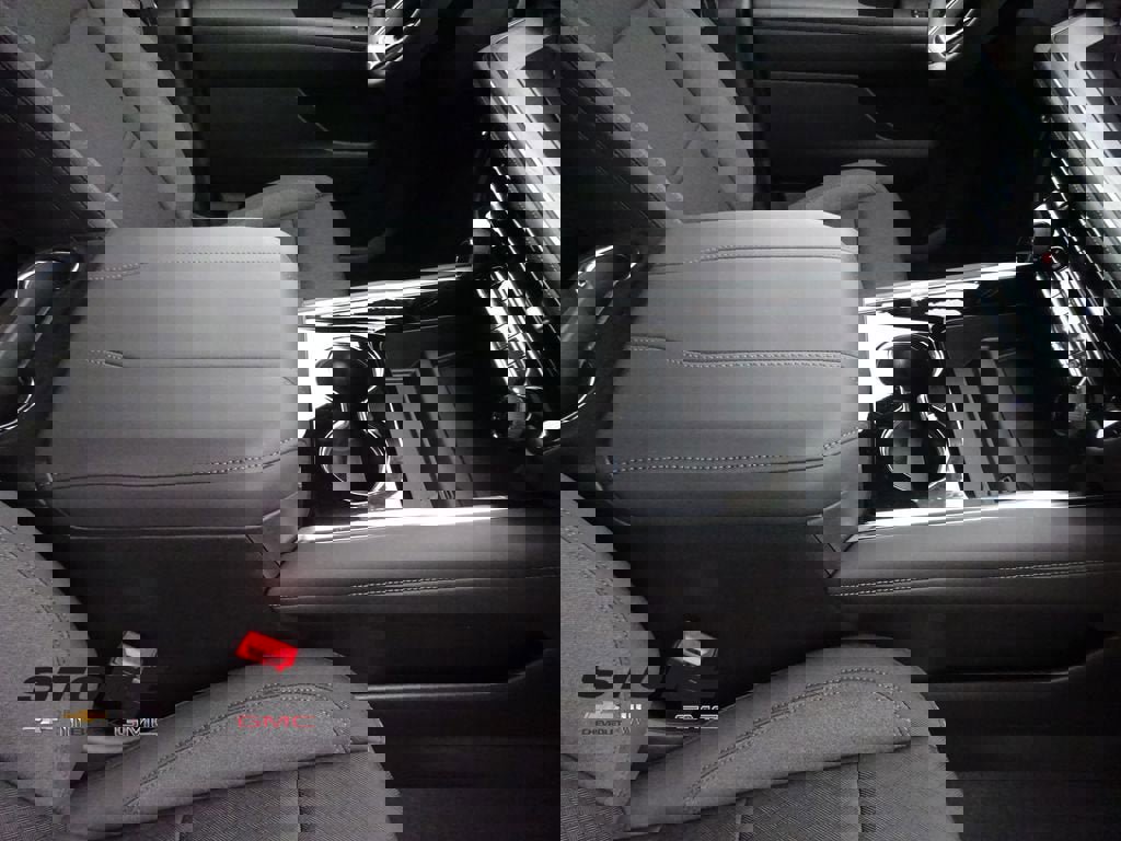 New 2026 Chevrolet Tahoe LS image 18