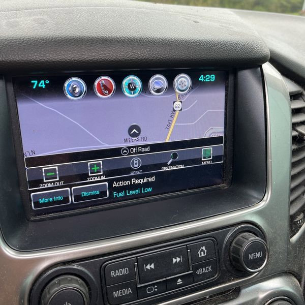 Used 2016 Chevrolet Suburban LTZ image 13