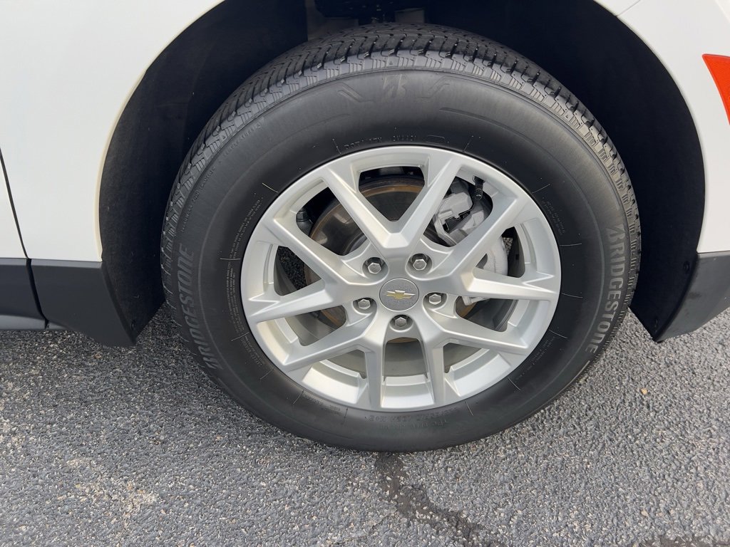 Used 2022 Chevrolet Equinox LS w/ LS Convenience Package image 10