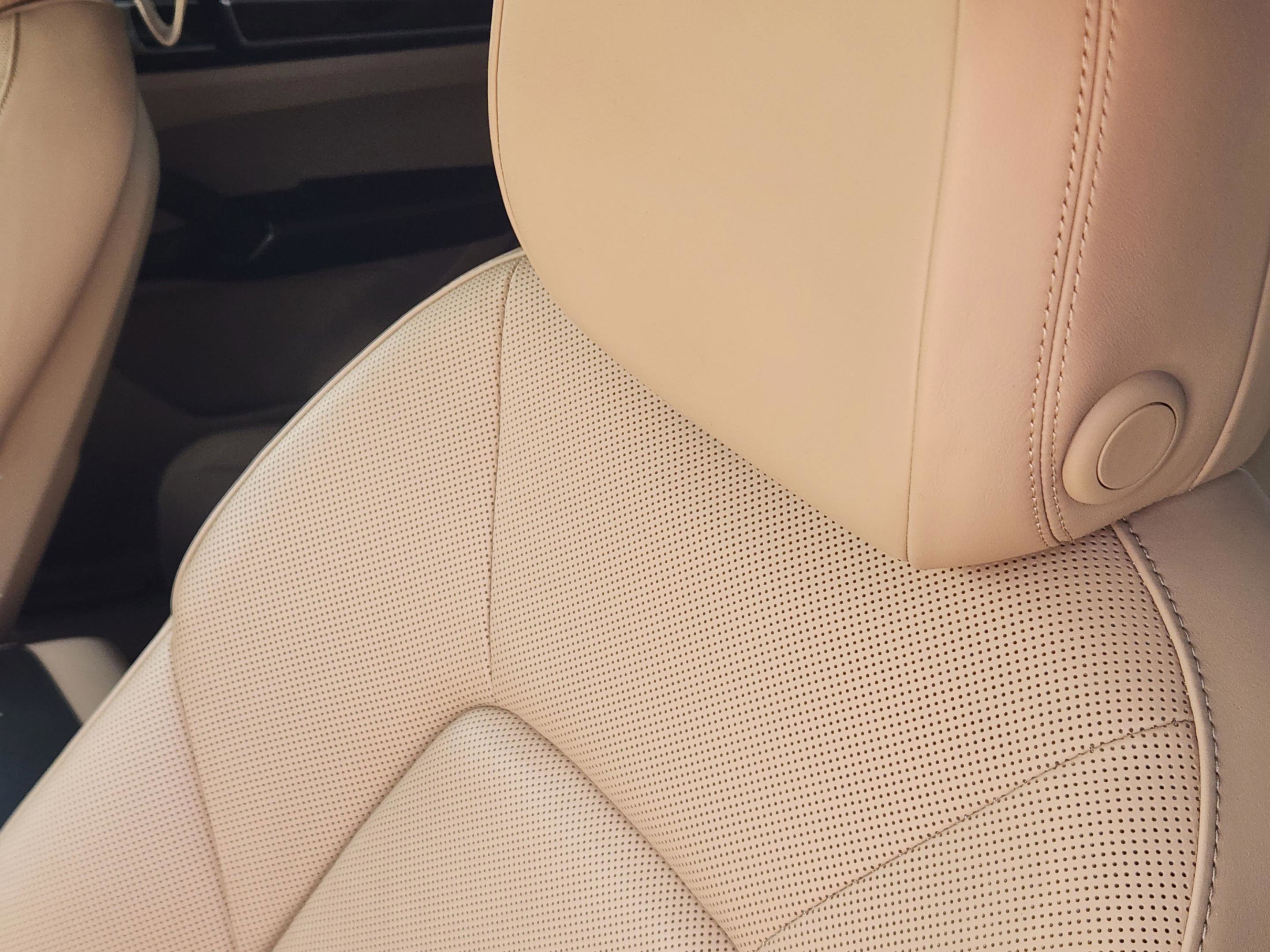 Used 2019 Porsche Cayenne E-Hybrid image 14