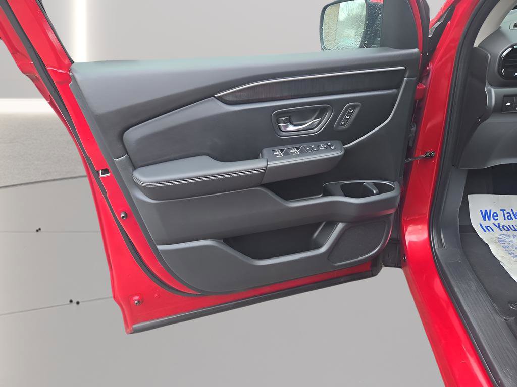 Used 2023 Honda Pilot Elite image 18