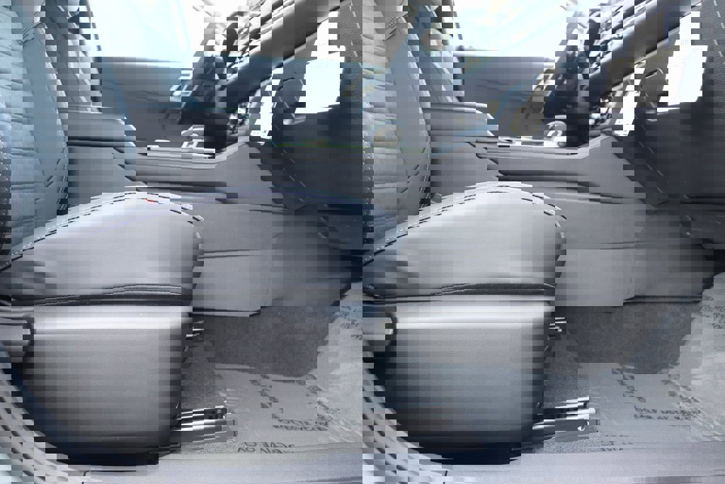 New 2026 Mitsubishi Outlander SE image 42