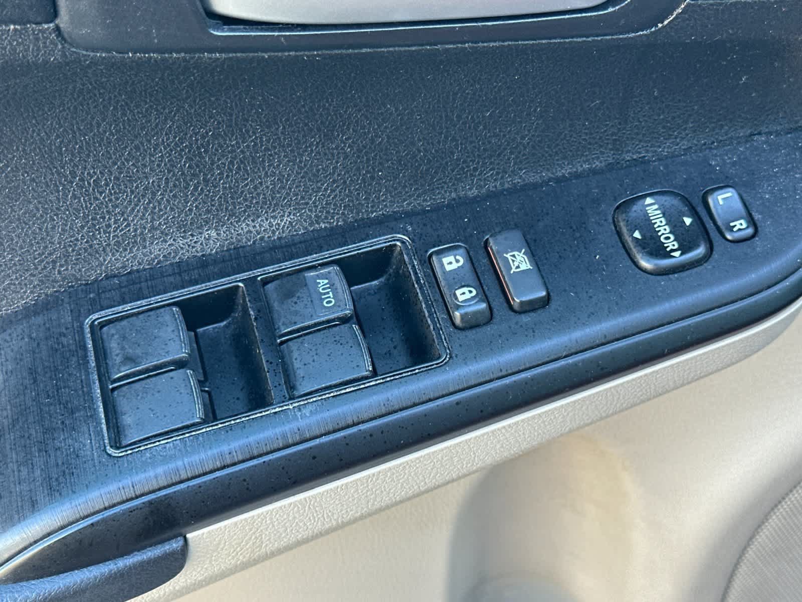 Used 2012 Toyota Camry LE FWD image 14