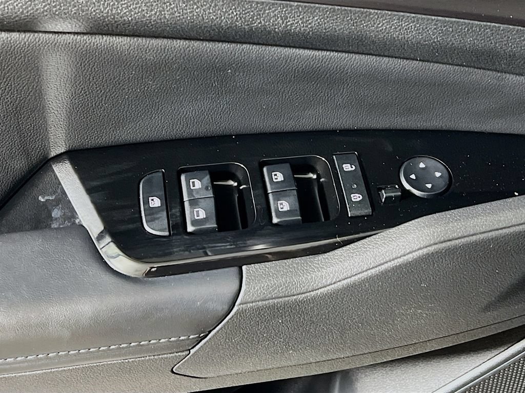 Used 2024 Kia Sportage EX AWD/4WD image 16