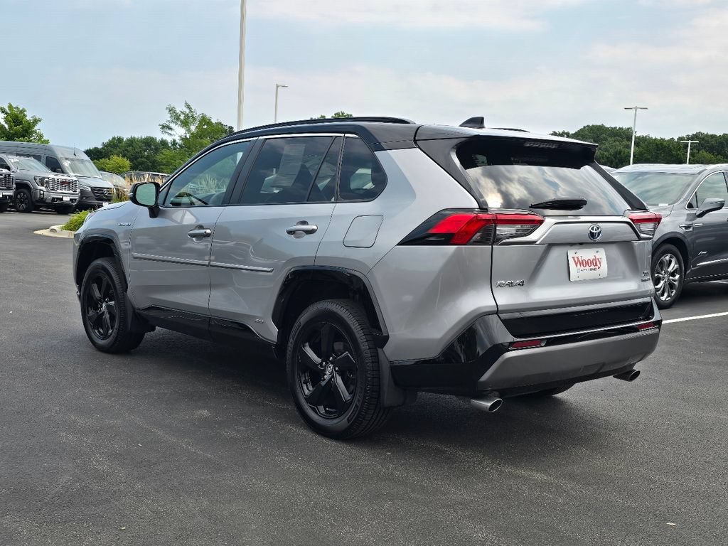 Used 2021 Toyota RAV4 XSE w/ XSE Grade Weather Package AWD/4WD image 10