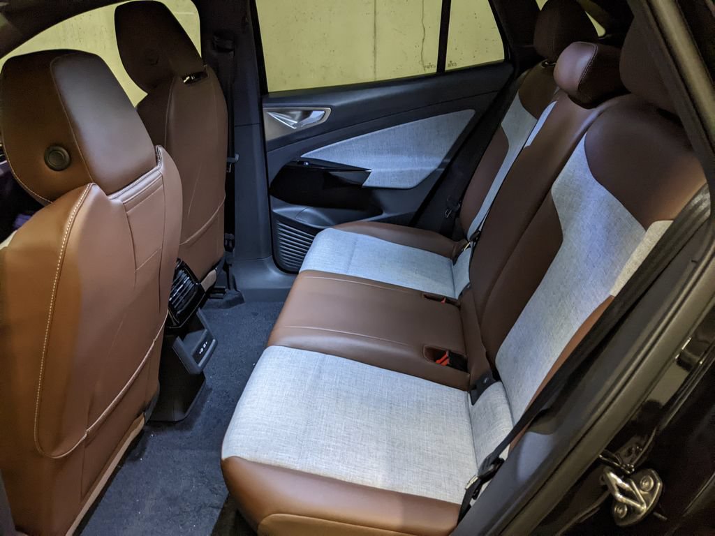 New 2026 Volkswagen ID.4 Pro AWD/4WD image 22