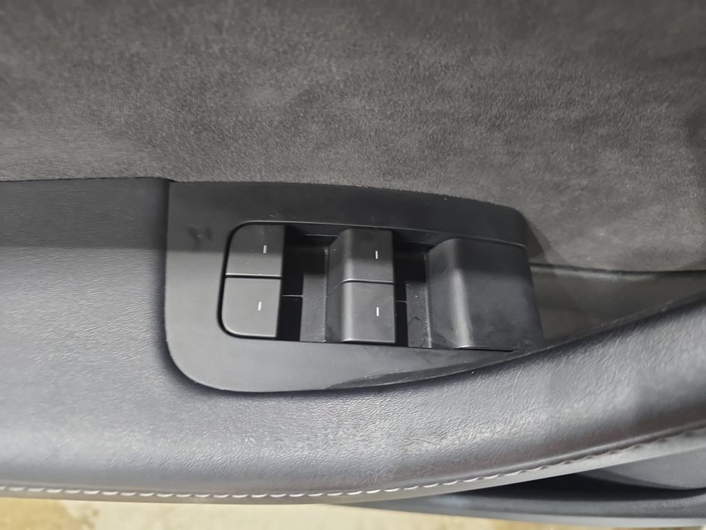 Used 2023 Tesla Model 3 Performance AWD/4WD image 29
