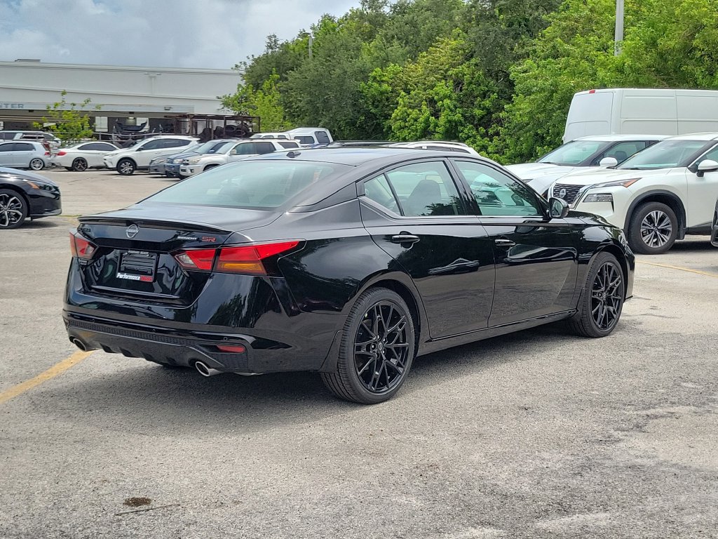New 2026 Nissan Altima 2.5 SR FWD image 8