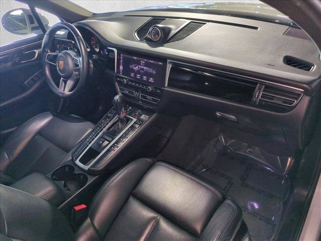 Used 2021 Porsche Macan AWD/4WD image 22