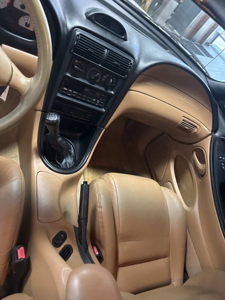 Used 1994 Ford Mustang Cobra image 17