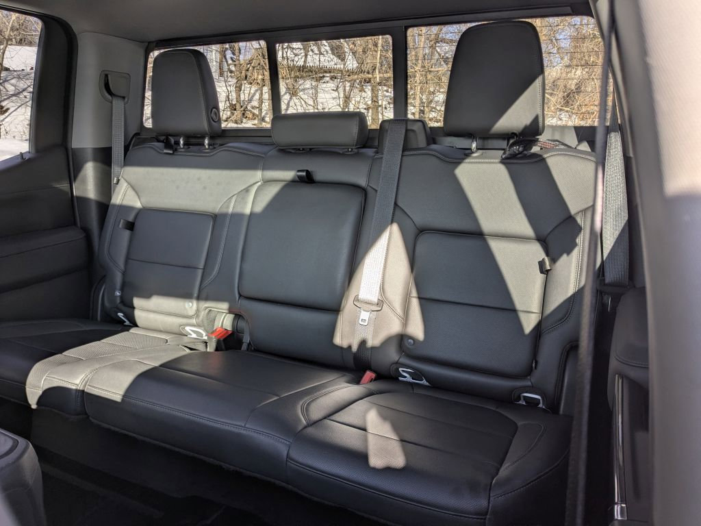 Used 2021 Chevrolet Silverado 1500 LTZ w/ LTZ Premium Package image 32