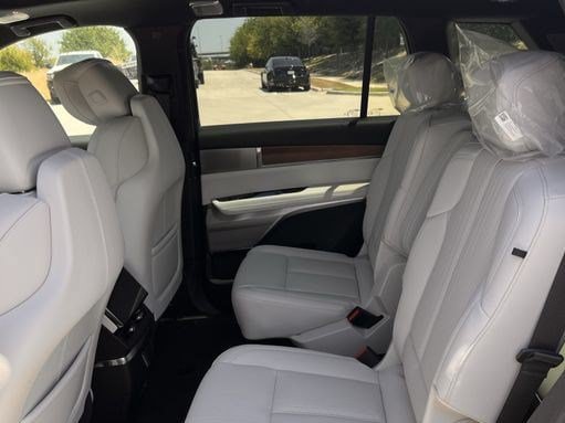 New 2027 Cadillac Vistiq Sport AWD/4WD image 24