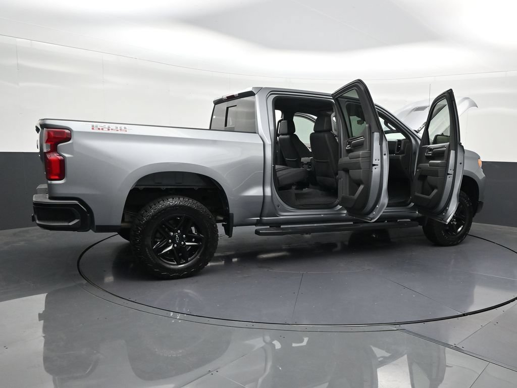 Used 2024 Chevrolet Silverado 1500 LT Trail Boss w/ Convenience Package II AWD/4WD image 33